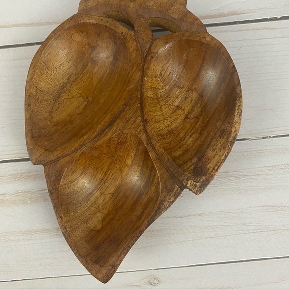 Vintage Monkey Pod Divided Leaf Shaped Wooden Small Bowls Lot of 4 - Picture 6 of 6